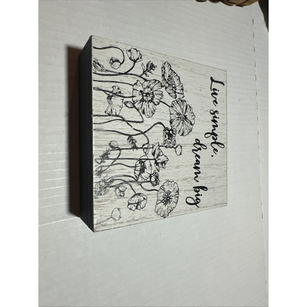 A live simple dream big plaque